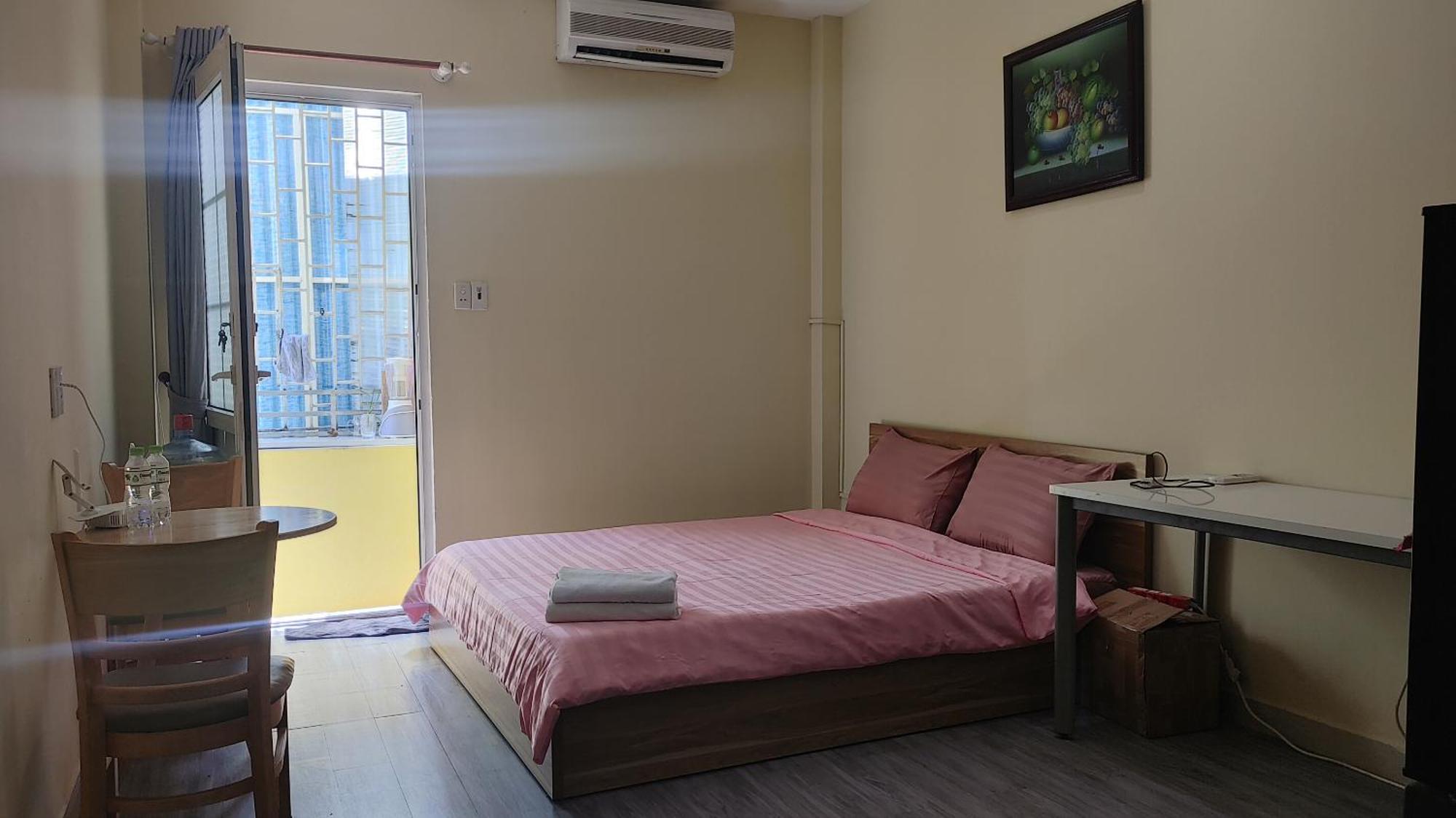 D 2 Hotel